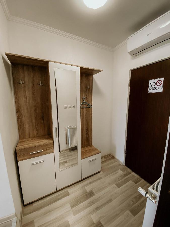 Paulaapartment&Rooms Oradea Exterior foto